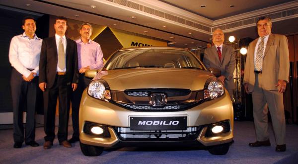 Honda Cars India launches mid-size stylish 7-seater MPV Honda Mobilio in Punjab Marks entry of Honda in the MPV segment in India