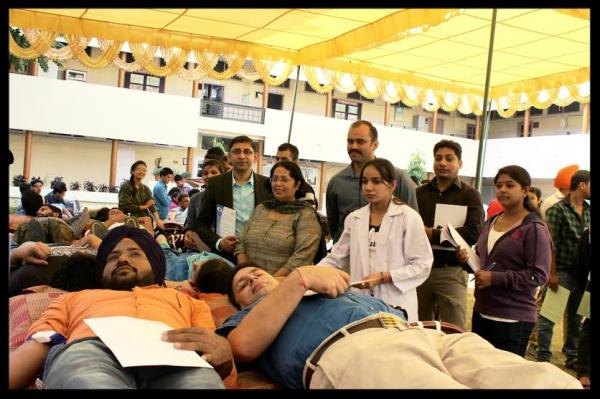 DAV School Sector 15 and AAA Bright Academy Organized Blood Donation Camp in Sector-15