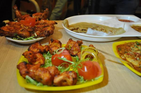  ‘Ambarsari Tadka’ Food Festival at Amritsar Express starts at Elante Mall