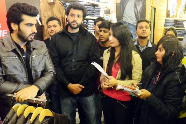 Arjun Kapoor launches Flying Machine 'Tevar Jacket' at the Exclusive FM Store